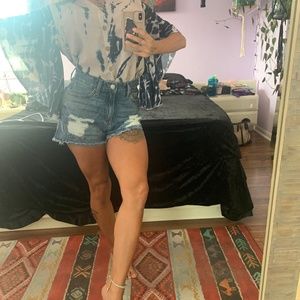 Butterfly-sleeve Buttondown